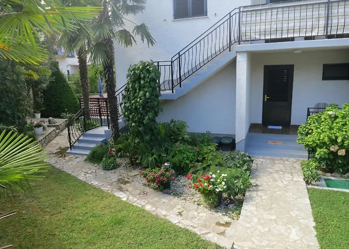 Apartamento With A Parking Space Malinska, Krk - 19288 *